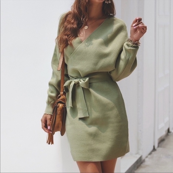 Dresses & Skirts - Classy Green Wrap Tie Waist Dolman Sweater Dress M